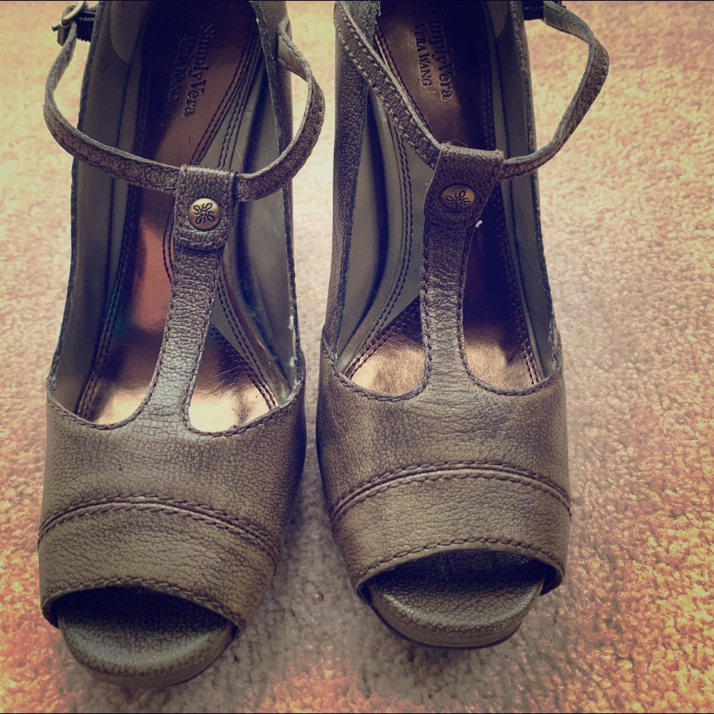Simply Vera Vera Wang chunky heels size 8